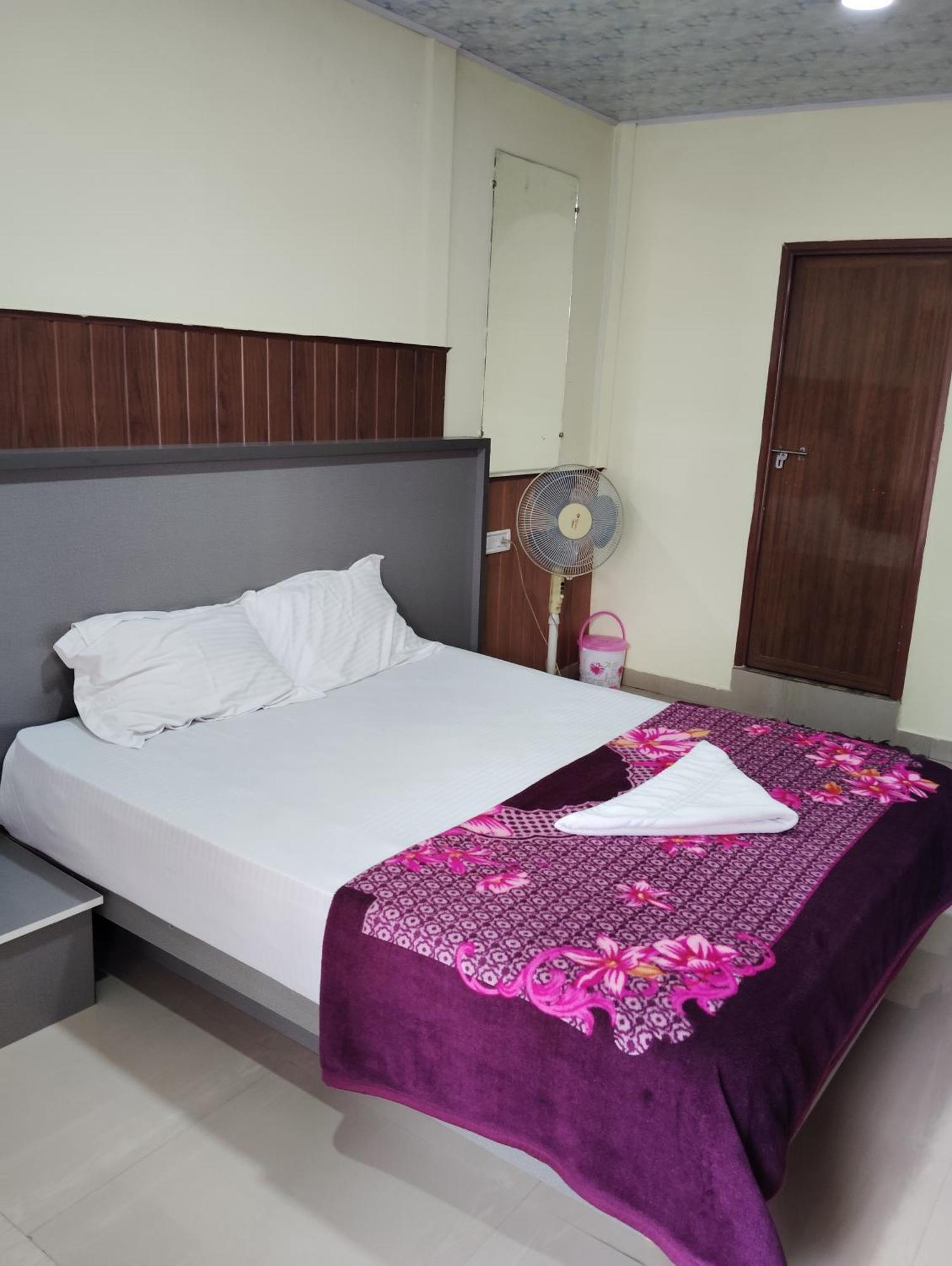 Riya Home Stay Munnar Anaviratty Zewnętrze zdjęcie